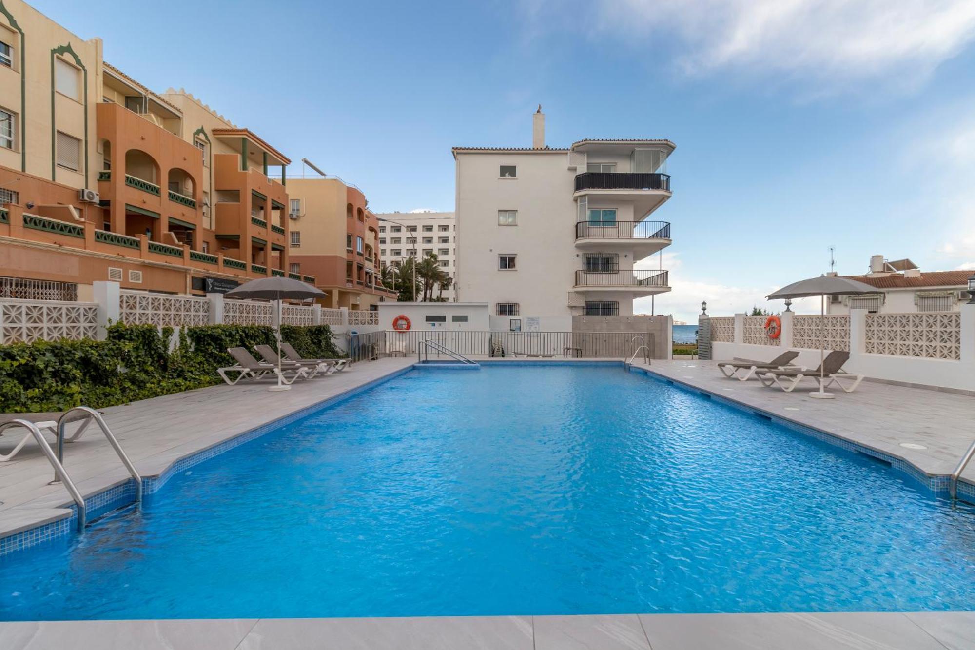 Rentitspain Apartamento Arce 13 Balcon Con Vista Al Mar Nerja Exterior foto